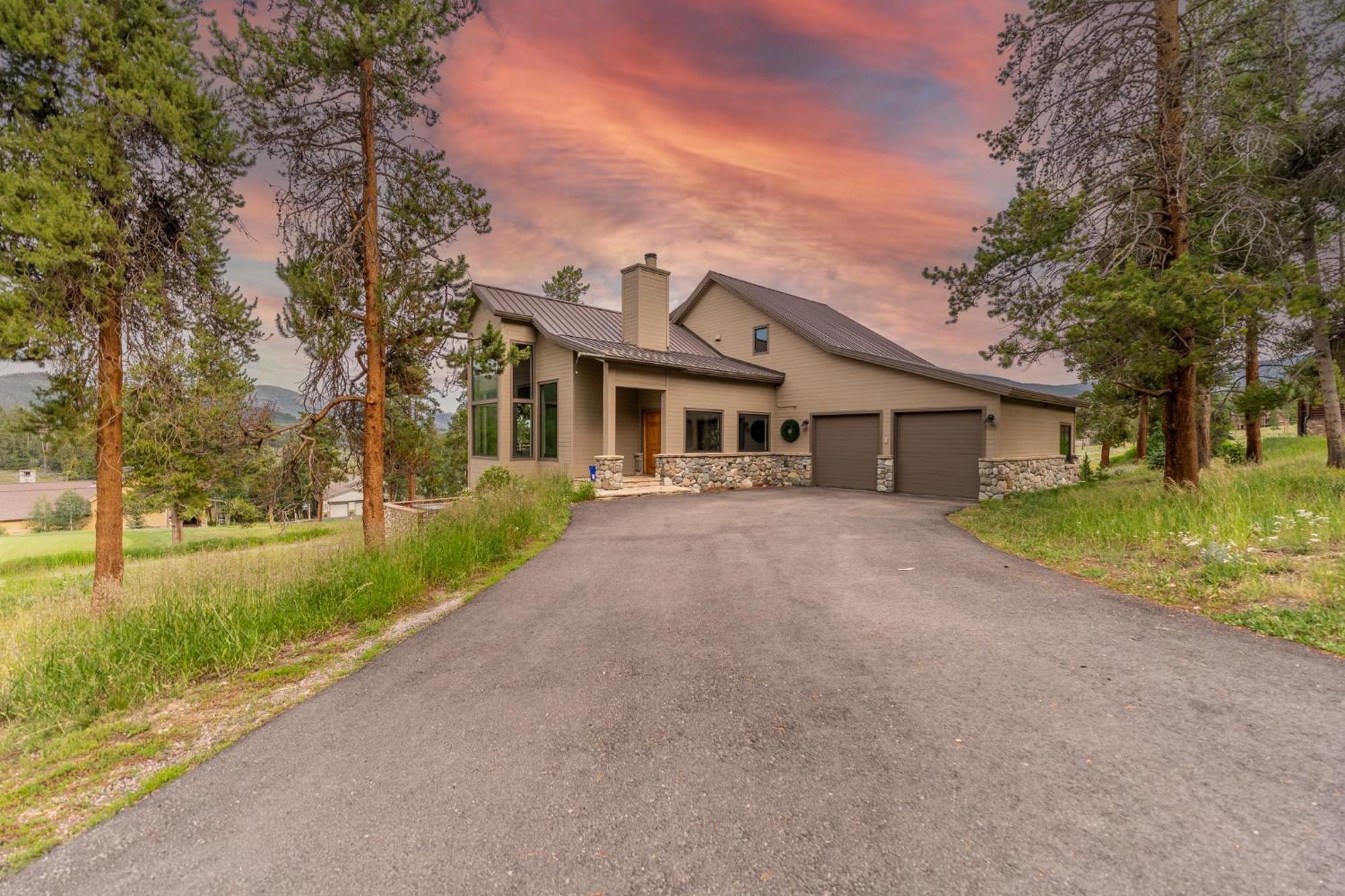203 Gentian Road Villa Keystone Exterior photo