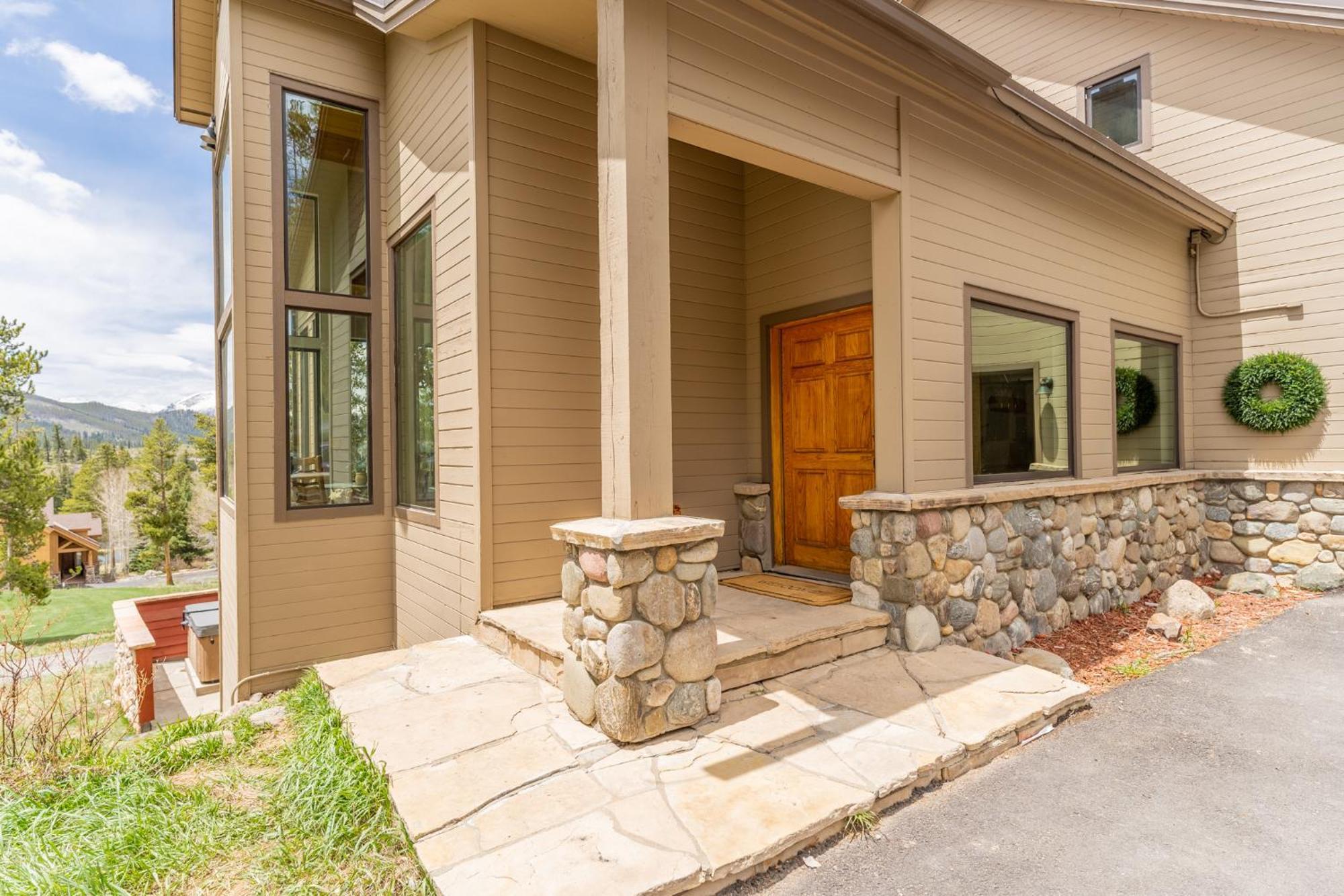 203 Gentian Road Villa Keystone Exterior photo
